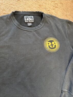 Vintage Rock Revival Men’s XL Black Crewneck Sweatshirt with Yellow Chest Emblem